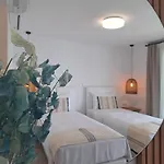 Antonakis Ouranoupolis Greece Guest house Ouranoupoli