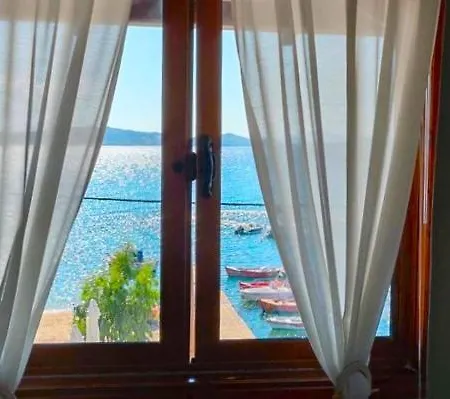 Antonakis Ouranoupolis Greece Guest house Ouranoupoli
