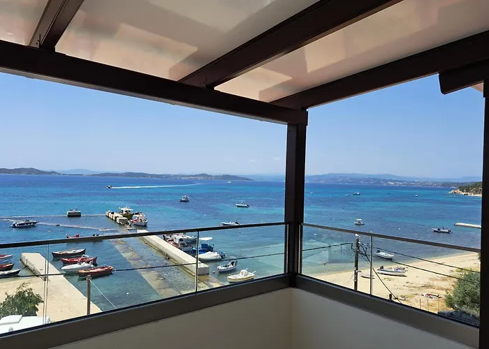 Antonakis Ouranoupolis Greece 招待所 4*